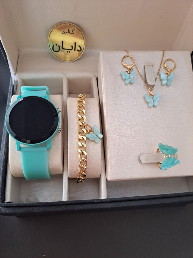 ست ساعت ال ای دی زنانه نیمست پروانه دستبند پروانه و حلقه با جعبه ساعت معلم هدیه تولد روز دختر