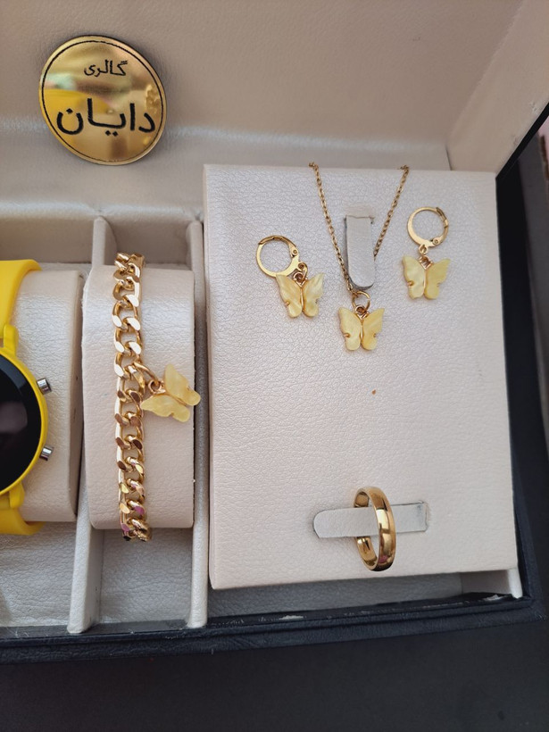 ست ساعت ال ای دی زنانه نیمست پروانه دستبند پروانه و حلقه با جعبه ساعت معلم هدیه تولد روز دختر
