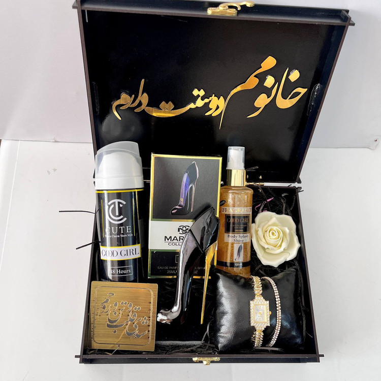 باکس لوکس پرفروش هدیه زنانه کادوی برند گودگرل زیبا و خاص پک ادکلن و اسپری زنانه قسطی اقساطی